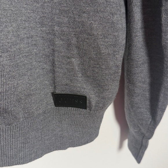 NWT Guess Grey Hoodie Sweater - Picture 4 of 6
